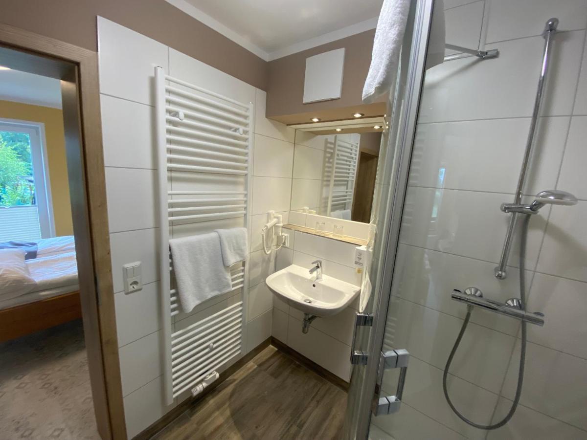 Vorsicht Hotel Deyelsdorf Luaran gambar