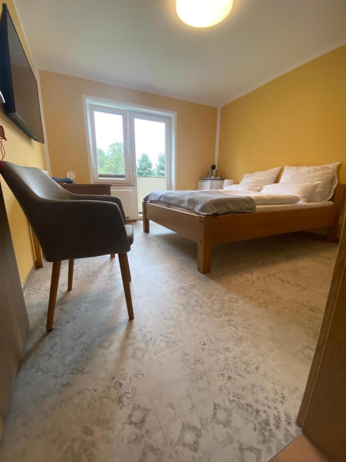 Vorsicht Hotel Deyelsdorf Luaran gambar